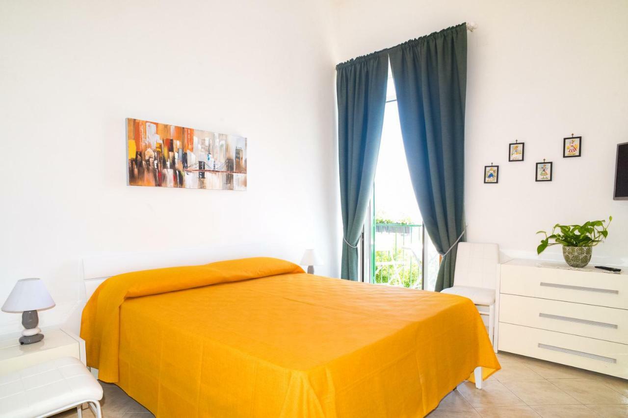 Casa Vacanze Napoli Posillipo Exterior foto